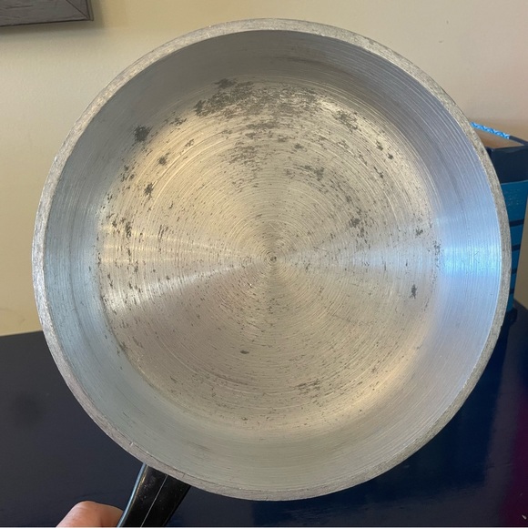 Vintage Club Cookware 8” Avocado Green Skillet - Picture 5 of 9